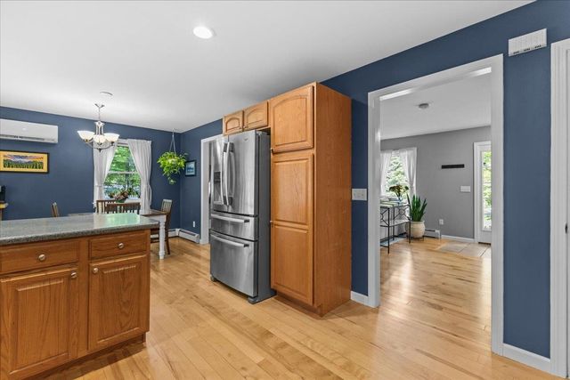 4 Greenbriar Drive, Essex, VT 05452
