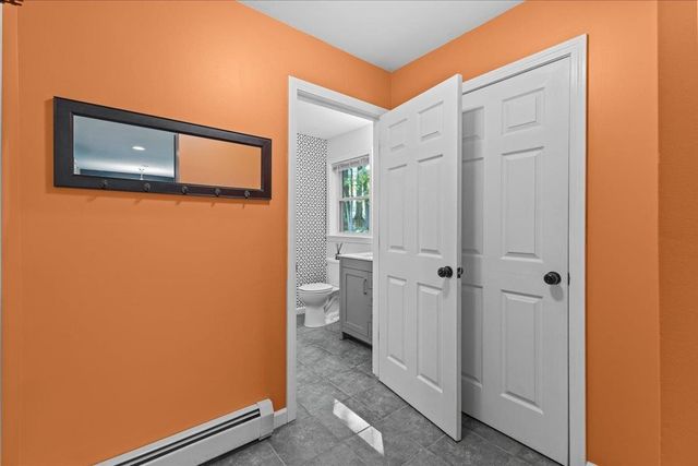 4 Greenbriar Drive, Essex, VT 05452