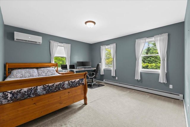 4 Greenbriar Drive, Essex, VT 05452