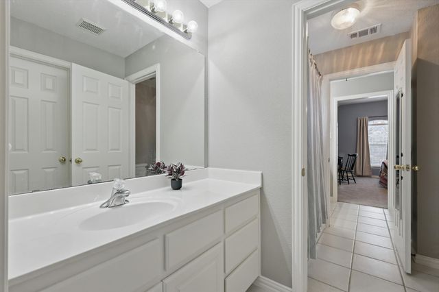 3106 Hidden Springs Drive, Corinth, TX 76210