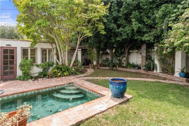 3729 Olive, Long Beach, CA 90807