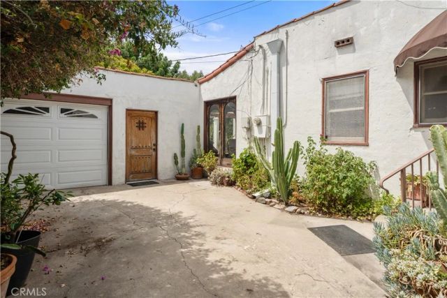 3729 Olive, Long Beach, CA 90807