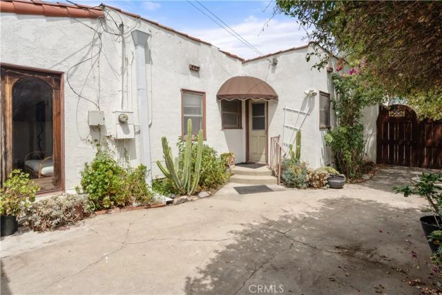 3729 Olive, Long Beach, CA 90807
