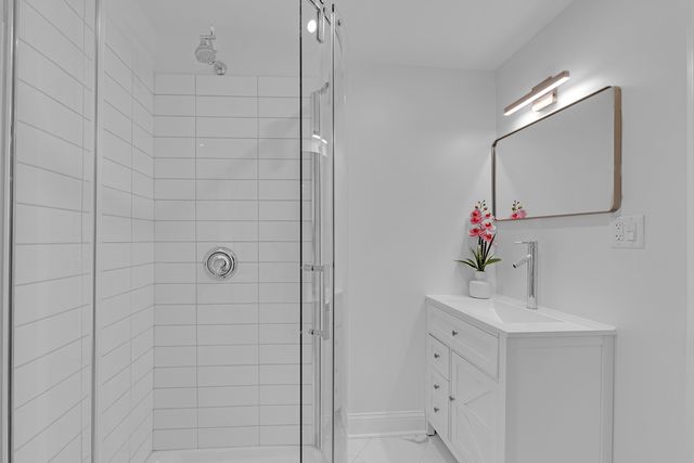 1407 W Fuller Street, Chicago, IL 60608