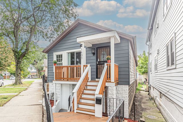 1407 W Fuller Street, Chicago, IL 60608