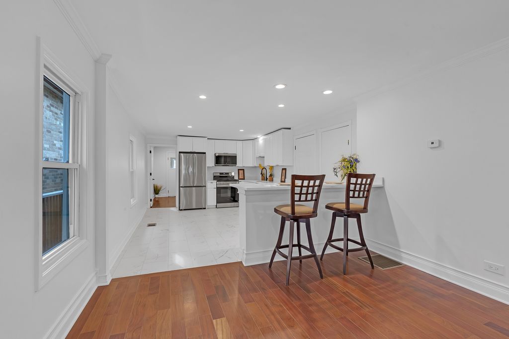 1407 W Fuller Street, Chicago, IL 60608 — photo 5