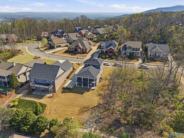 2821 Talon Circle NE, Huntsville, AL 35811