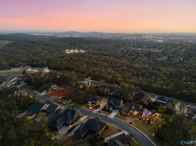 2821 Talon Circle NE, Huntsville, AL 35811