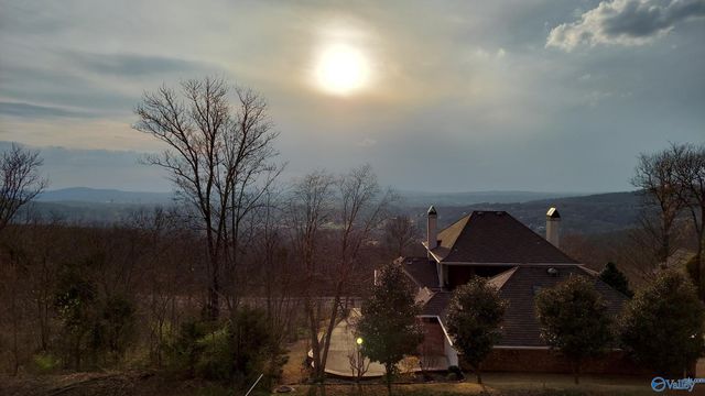 2821 Talon Circle NE, Huntsville, AL 35811