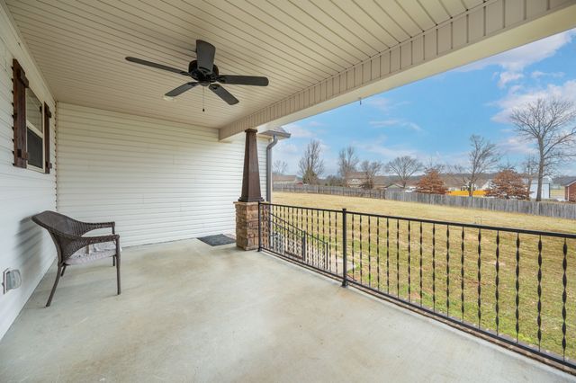 107 Red Gate Ct, Wartrace, TN 37183