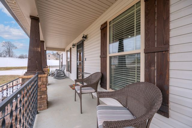 107 Red Gate Ct, Wartrace, TN 37183