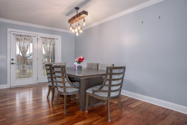 107 Red Gate Ct, Wartrace, TN 37183