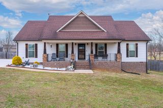 107 Red Gate Ct, Wartrace, TN 37183