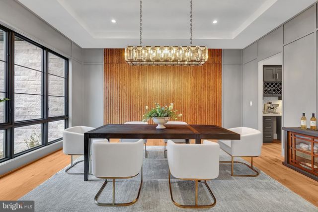 1100 BALLS HILL RD, Mclean, VA 22101