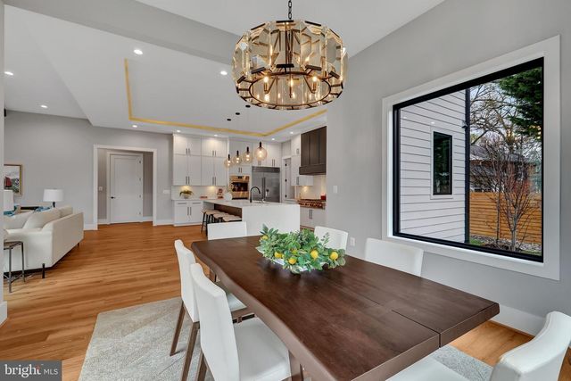 1100 BALLS HILL RD, Mclean, VA 22101