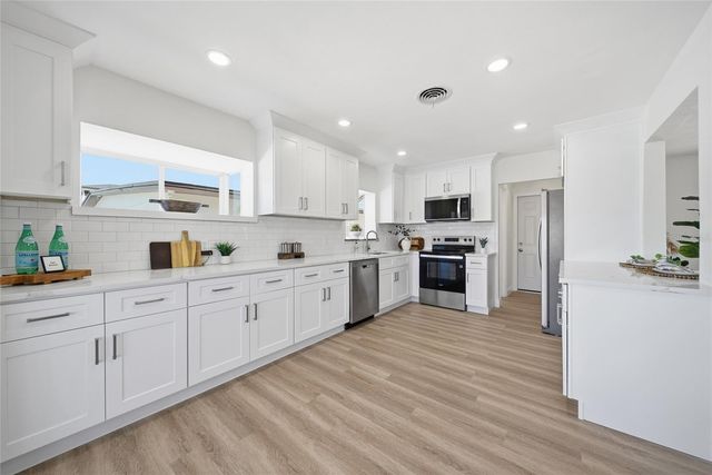 16113 5TH STREET E, Redington Beach, FL 33708