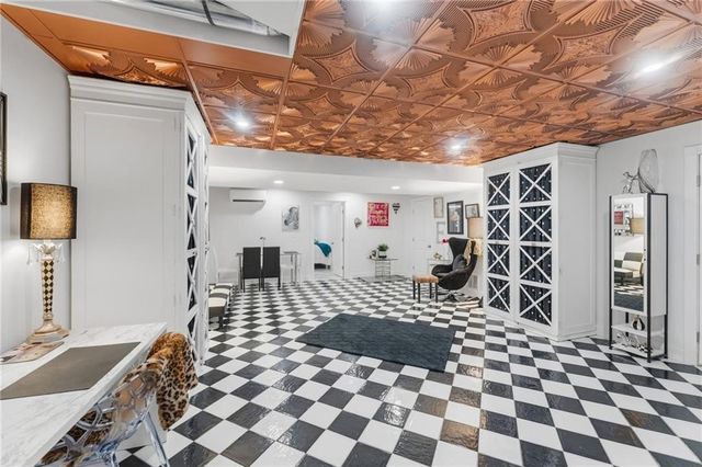 685 Curtis Corner Road, South Kingstown, RI 02879