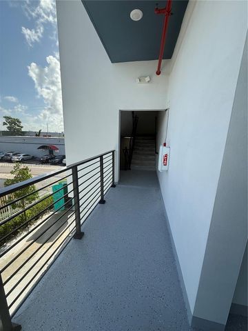1091 E 17th St 301, Hialeah, FL 33010
