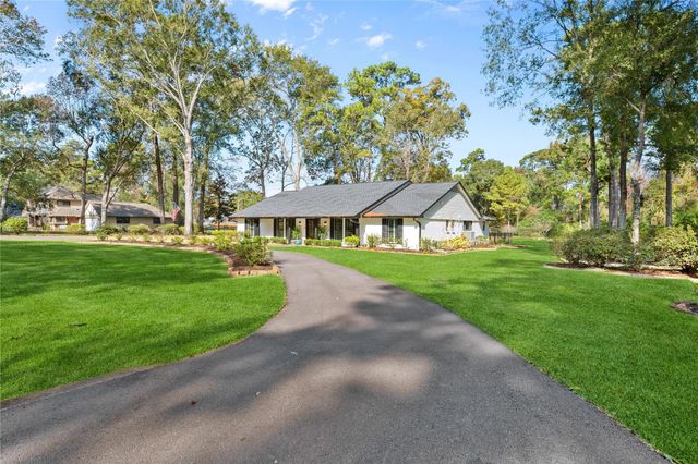 1611 Palomino Lane, Kingwood, TX 77339