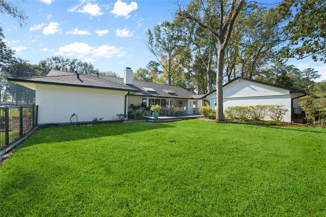 1611 Palomino Lane, Kingwood, TX 77339