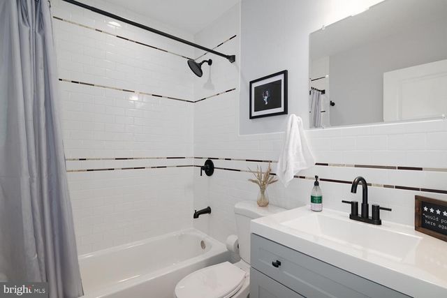 1940 N ORIANNA ST, Philadelphia, PA 19122