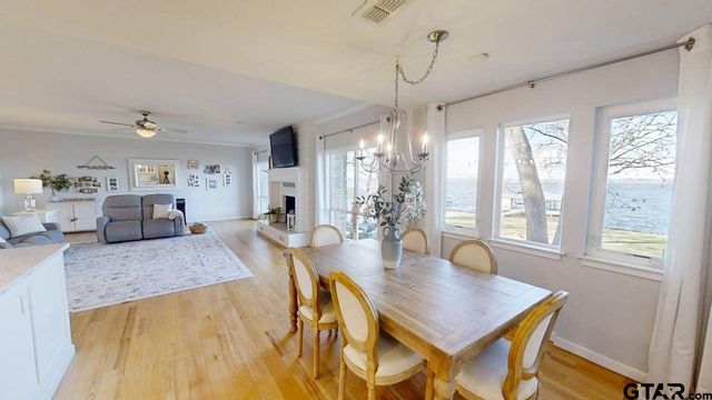 21028 Bay Shore Dr, Flint, TX 75762