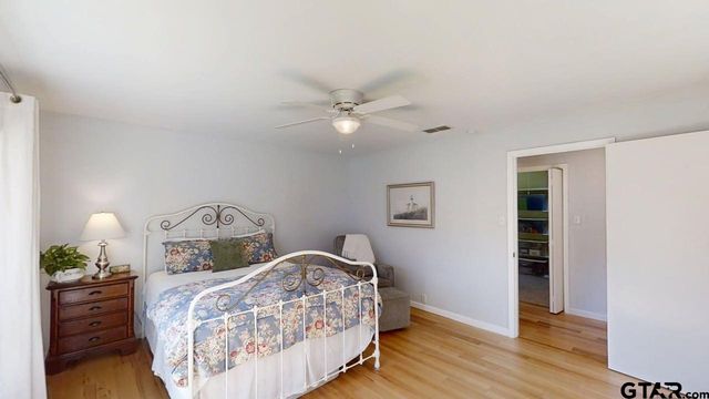 21028 Bay Shore Dr, Flint, TX 75762