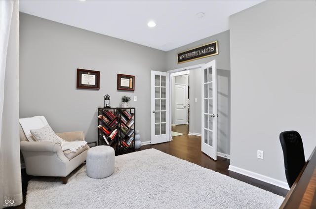 275 N Bend Drive, Greenwood, IN 46142