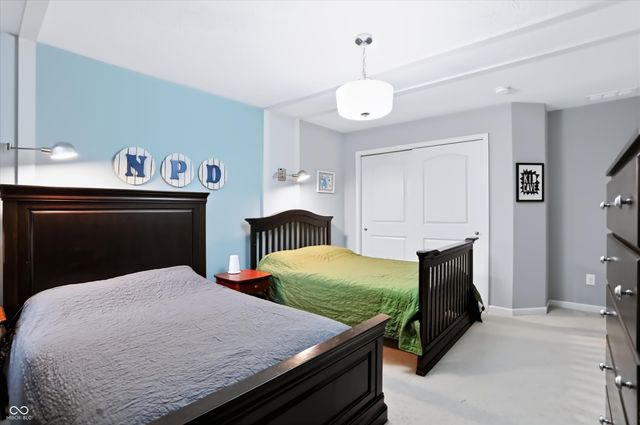 275 N Bend Drive, Greenwood, IN 46142