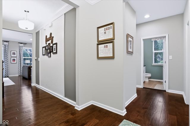 275 N Bend Drive, Greenwood, IN 46142