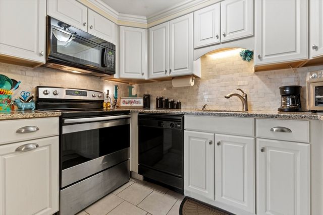 18 Fountain Lane 2, Weymouth, MA 02190