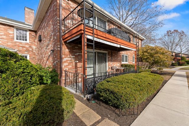 18 Fountain Lane 2, Weymouth, MA 02190