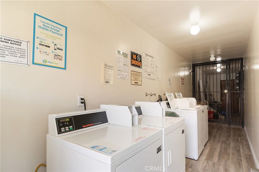 Image 12 of property listing at 618 W Route 66, Glendora, CA 91740