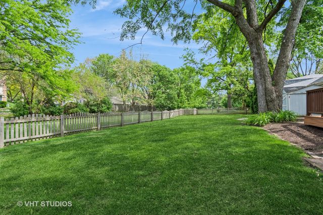 6S475 Sussex Road, Naperville, IL 60540