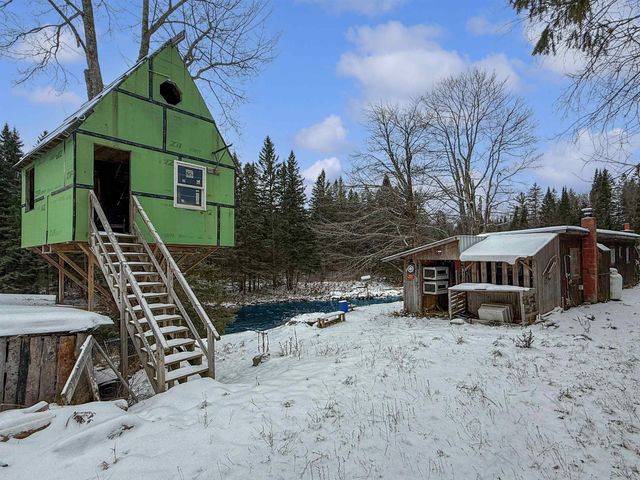 1298 South Main Street, Pittsburg, NH 03592