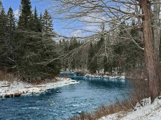 1298 South Main Street, Pittsburg, NH 03592