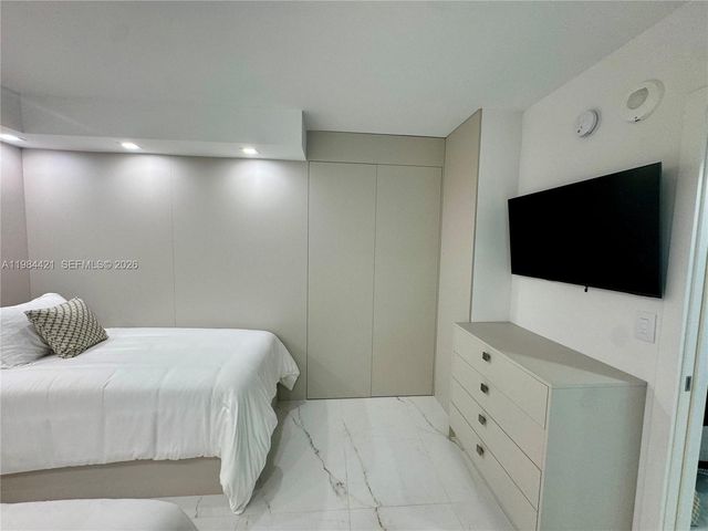 9801 Collins Ave 20E, Bal Harbour, FL 33154