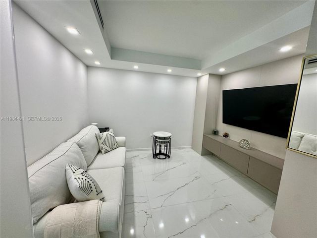 9801 Collins Ave 20E, Bal Harbour, FL 33154