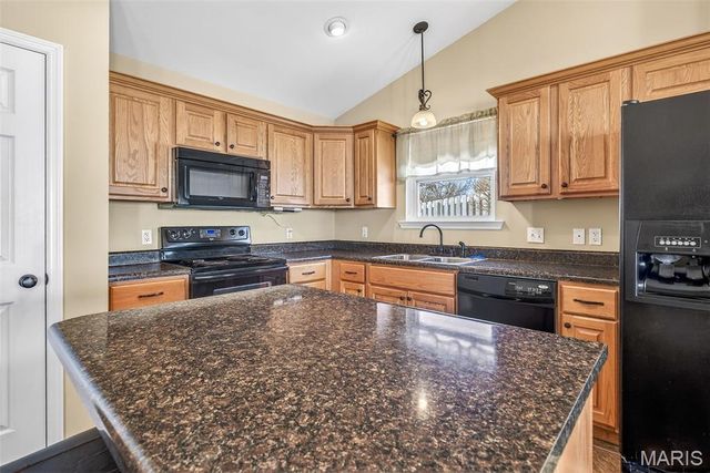 17 Ash Court, Festus, MO 63028