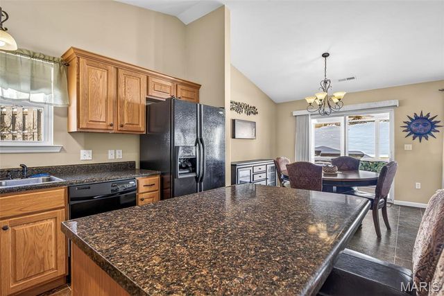 17 Ash Court, Festus, MO 63028