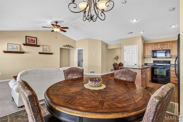 17 Ash Court, Festus, MO 63028