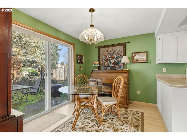 865 Sw 166TH Ave, Beaverton, OR 97006