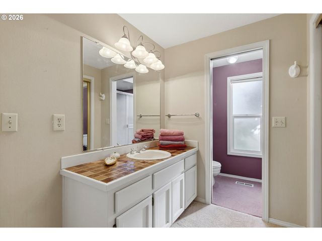 865 Sw 166TH Ave, Beaverton, OR 97006