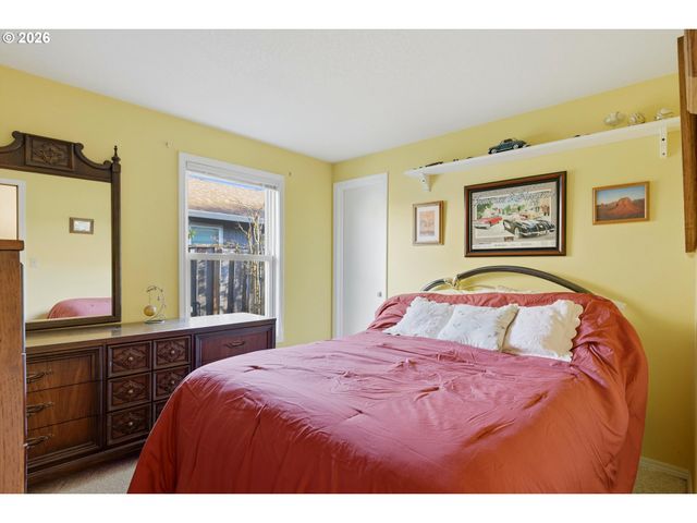 865 Sw 166TH Ave, Beaverton, OR 97006