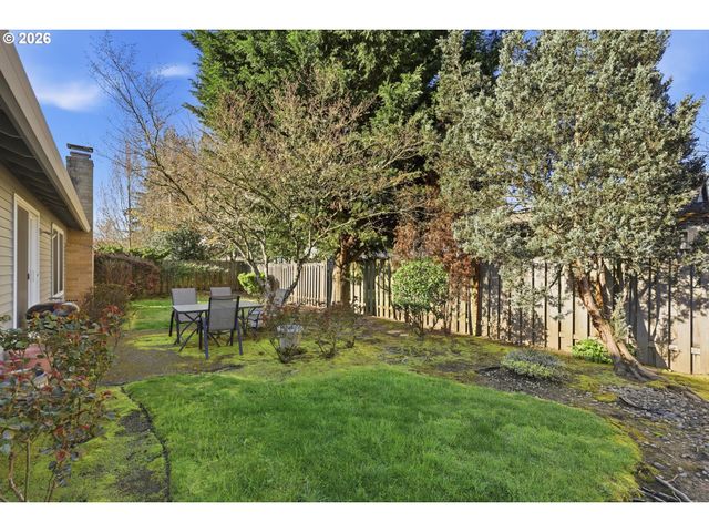 865 Sw 166TH Ave, Beaverton, OR 97006