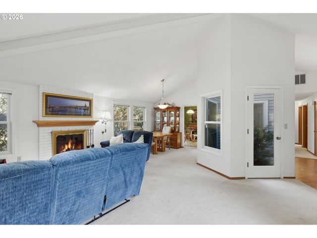 865 Sw 166TH Ave, Beaverton, OR 97006