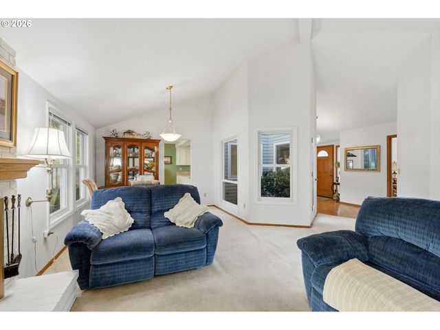 865 Sw 166TH Ave, Beaverton, OR 97006