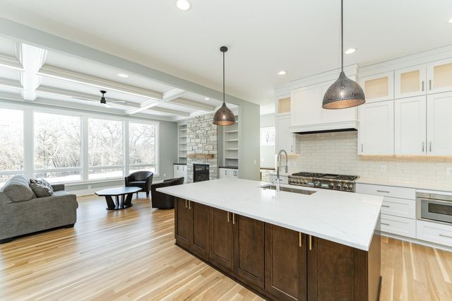 4868 Royal Oaks Circle SW, Rochester, MN 55902