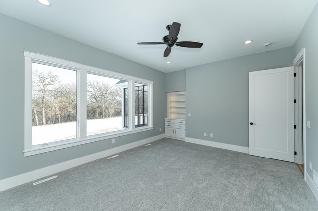 4868 Royal Oaks Circle SW, Rochester, MN 55902