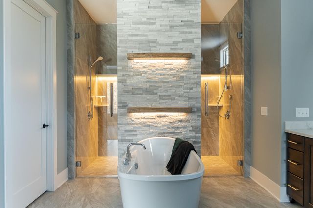 4868 Royal Oaks Circle SW, Rochester, MN 55902